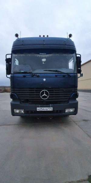 Mercedes-Benz Actros 1840 с полуприцепом, 1997