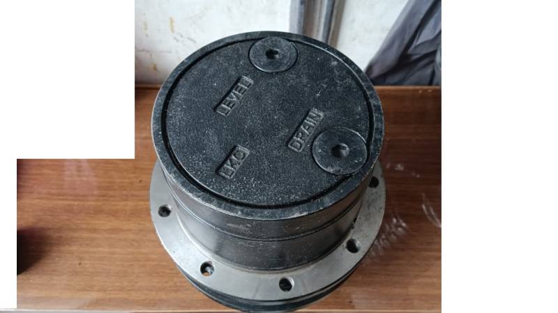 Бортовой редуктор хода Mitsubishi MM30