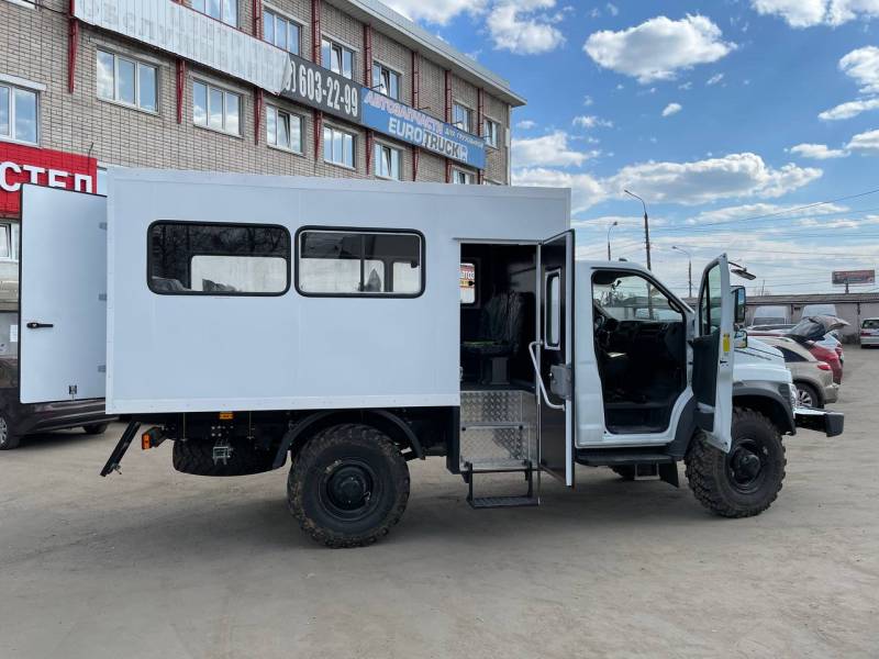 Вахтовый автобус на базу С41А23