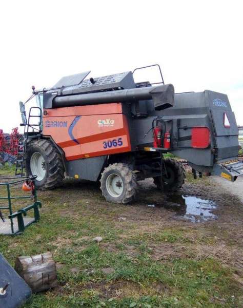 Комбайн Терион 3065 он же Sampo Жатка 6 мктров