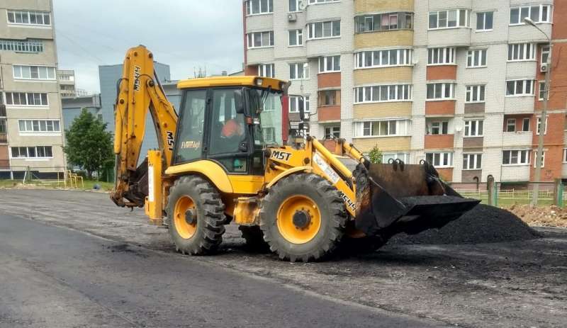 Экскаватор-Погрузчик MST 544 2013г.в