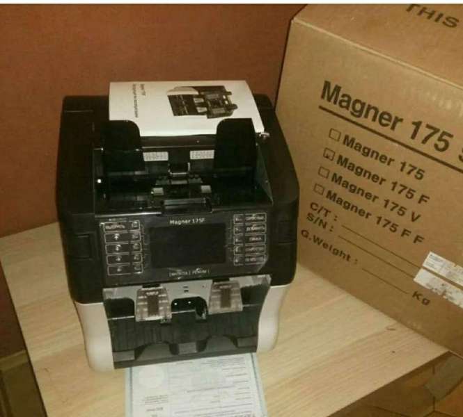 Счётчик банкнот Magner 175f/Hitachi ST-150NF