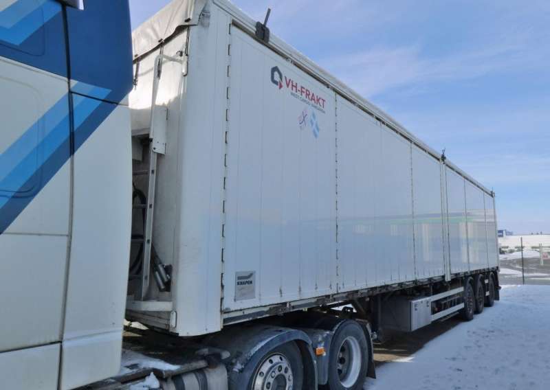 Щеповоз Knapen K502 рамный с боковыми дверями