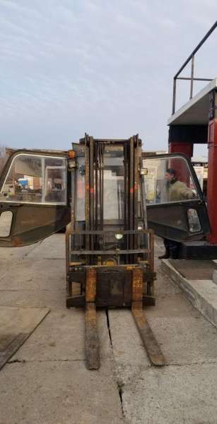 Вилочный погрузчик Komatsu FB15-12, 2010