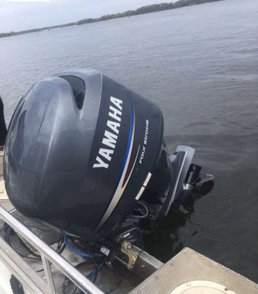 Лодочный мотор Yamaha F150 AET 2011г
