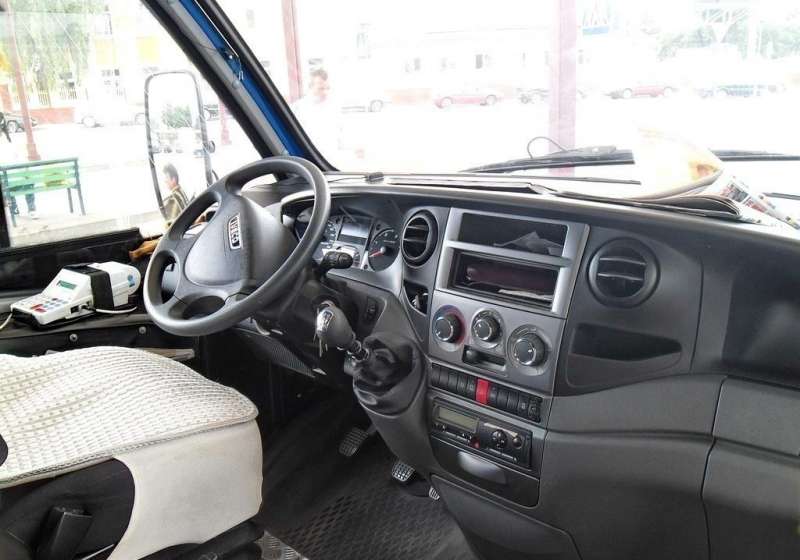 Продается автобус "неман 4202"