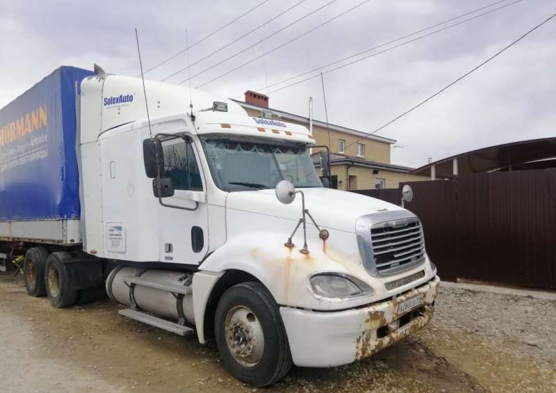 Фредлайнер 2003г