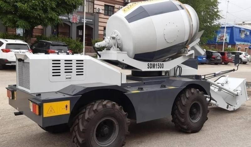 Автобетоносмеситель Yugong SDM1500, 2024