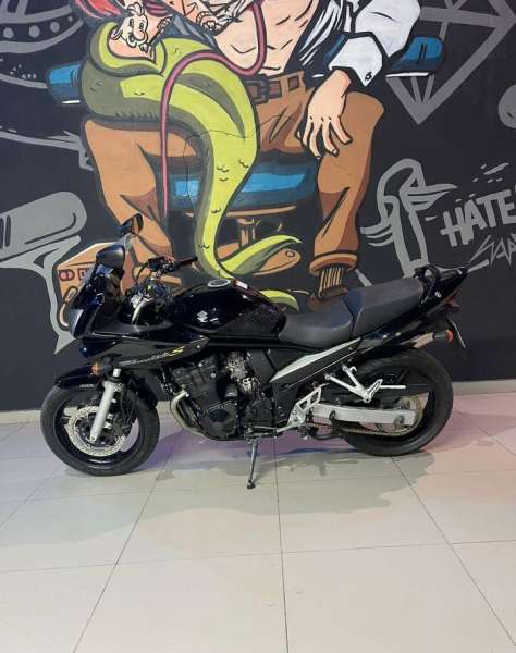 Suzuki GSF650s bandit