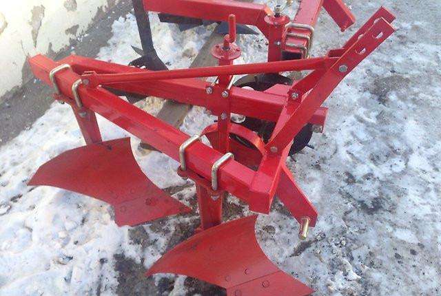 Плуг 2х корп. Россия для минитракторов и тракторов