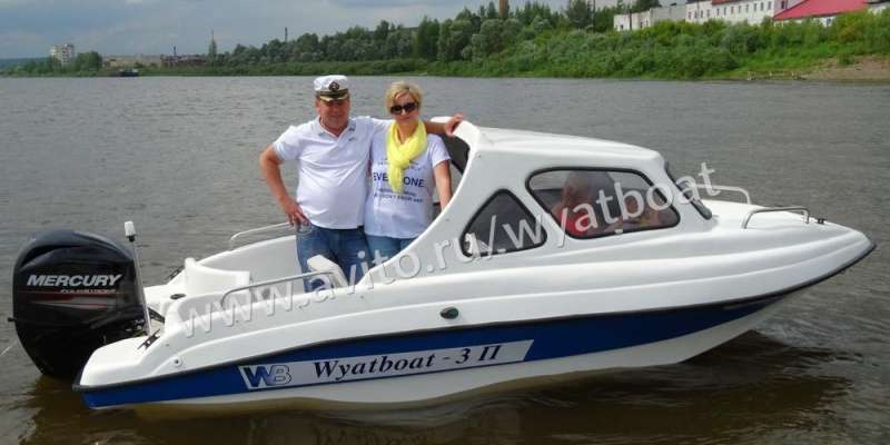 Новый катер Wyatboat 3П с полурубкой