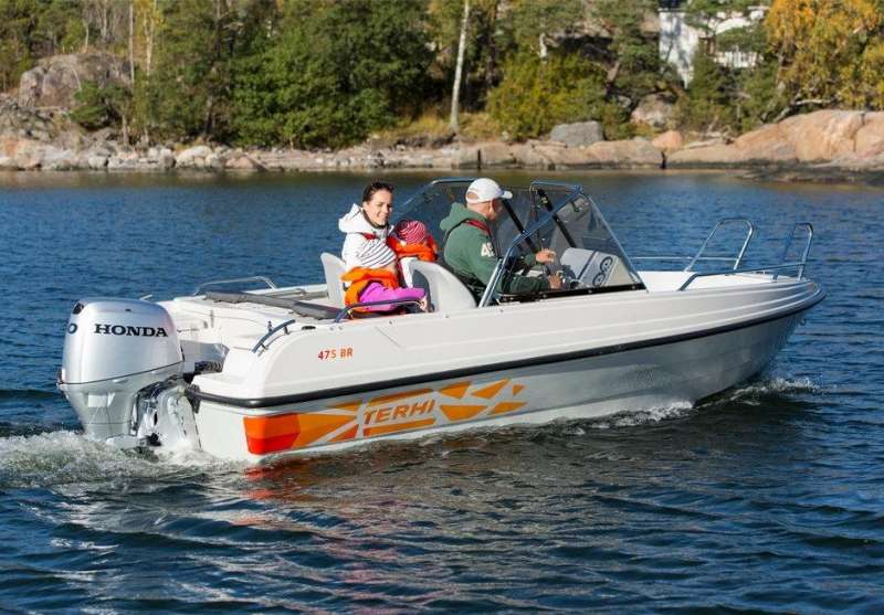 Финский пластиковый катер Terhi (Терхи) 475 BR