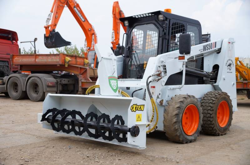 Снегоротор для мини-погрузчика JCB 175-205