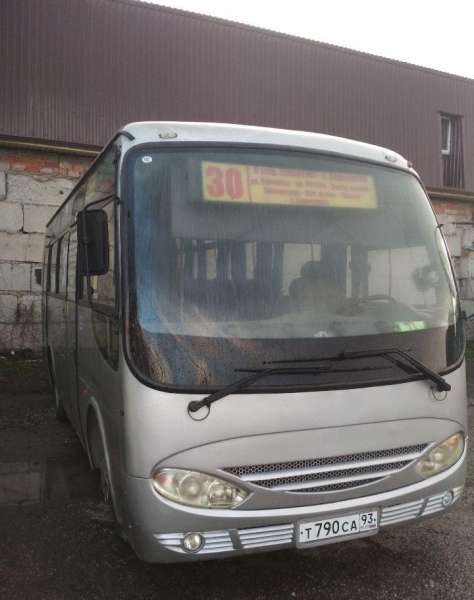 Продам автобус Higer KLQ6720B1G