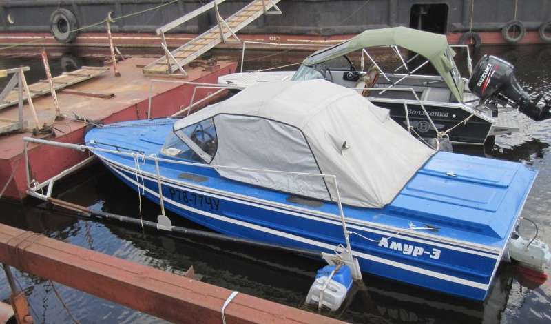 Продаю катер "амур 3"