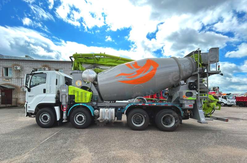 Новый АБС на шасси Isuzu 8x4 дв 309 Kw, бочка 9м3