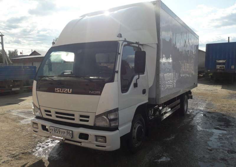 Isuzu NQR-75 2008г.в. 100000км