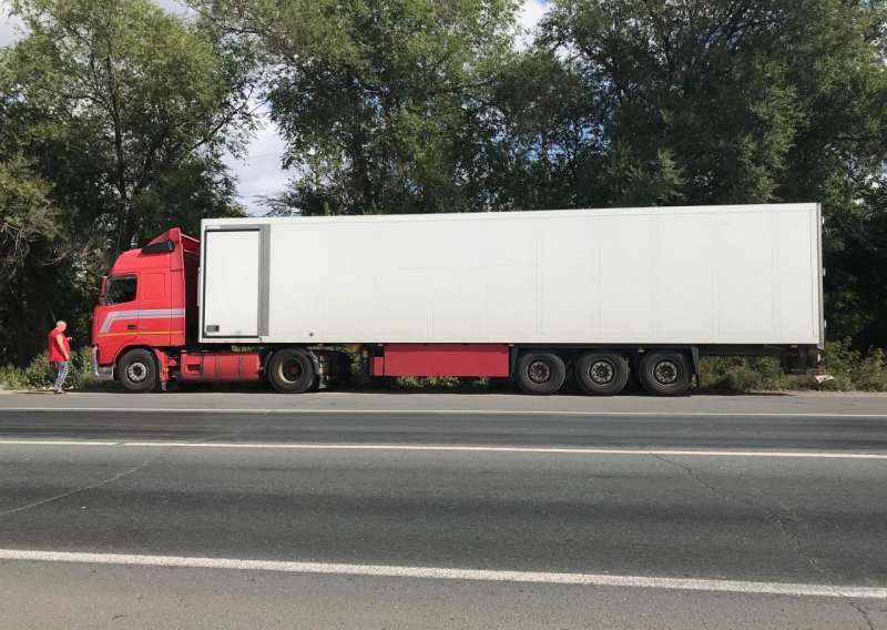 Полуприцеп-рефрижератор мульт schmitz 2006г