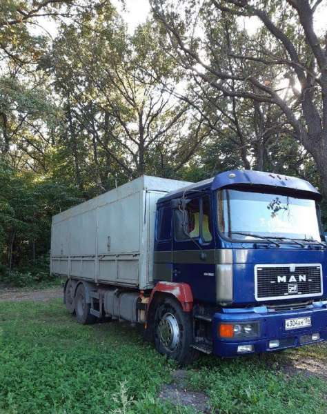 Ман 24.362 Командор Зерновоз