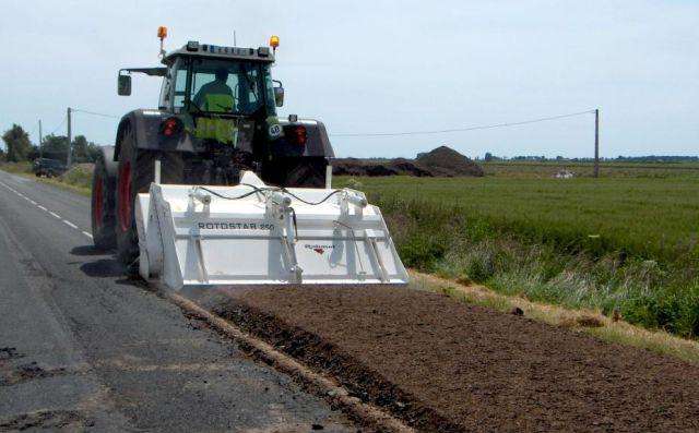 Прицепной ресайклер rotostab 250 (Rabaud, Франция)