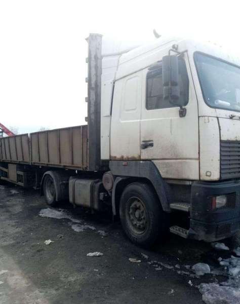 Тягач маз-5440А8-360-031