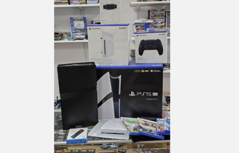 Sony PlayStation 5 Pro 2TB комплект полной игровой конс