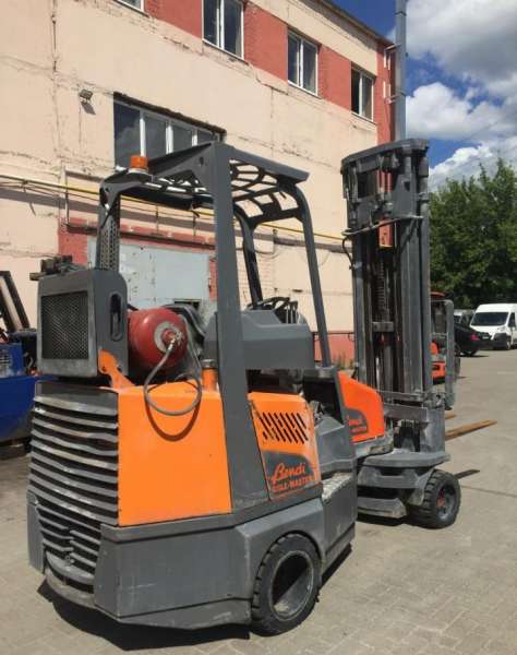 Узкопроходный погрузчик Aisle-Master 20WHE