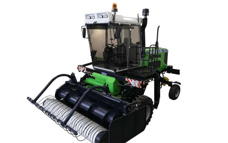 Самоходная косилка - плющилка «Мещера Е-403»