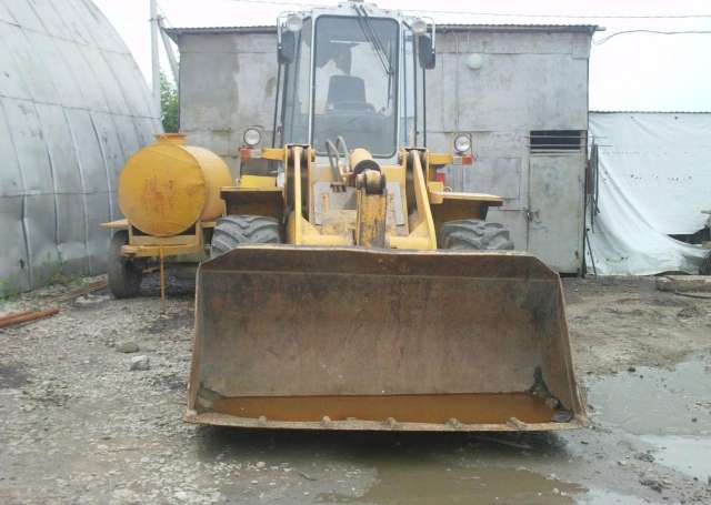 Фронтальный погрузчик Амкодор