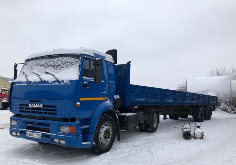 Продается Камаз тягач 5460 с полуприцепом