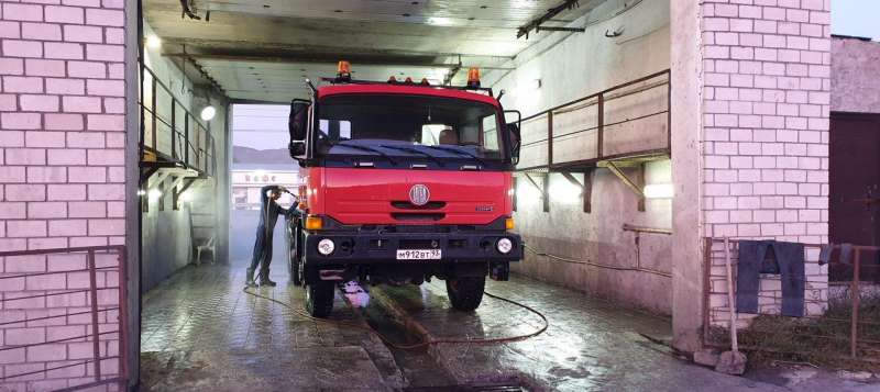 Сцепка татра 815 + низкорамный трал 60 тн