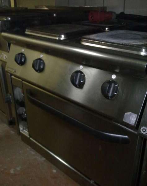 Плита Mareno 4 конф, жаровни, жарочные поверхности