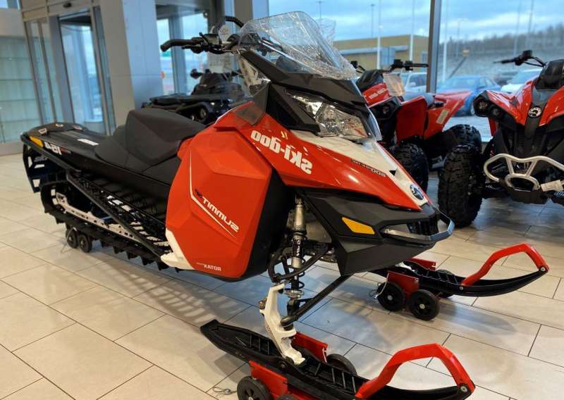 Снегоход BRP Ski-Doo Summit SP 600но E-TEC 154