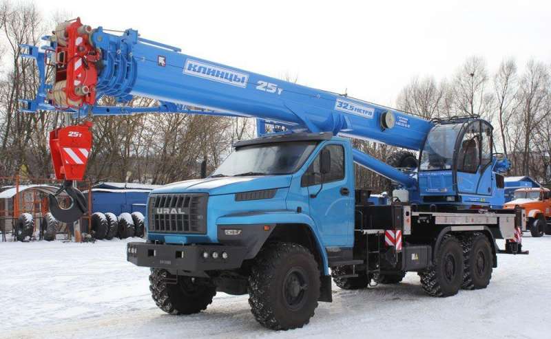 Кс 55713-3К-4В автокран 25 т. (урал-4320 / 4320 ne