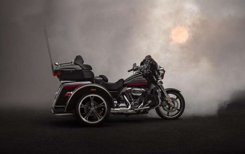Harley Davidson CVO Tri Glide 2020