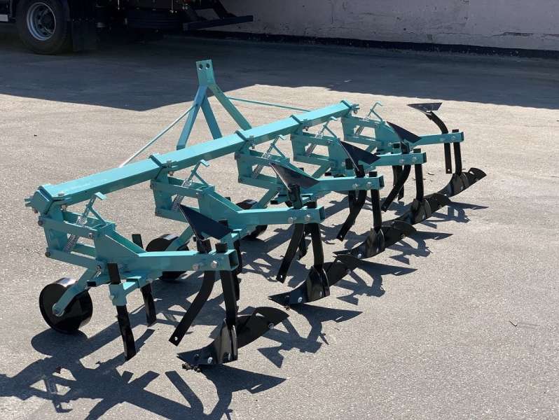 Культиватор-окучник 4х рядный Mv-Groupp (Мв Групп)