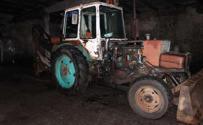 Продам юмз-6 экскаватор