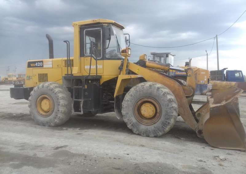 Продается Komatsu WA420-3