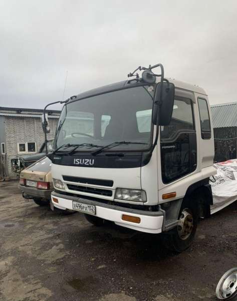 Isuzu Forward (F-Series), 2004