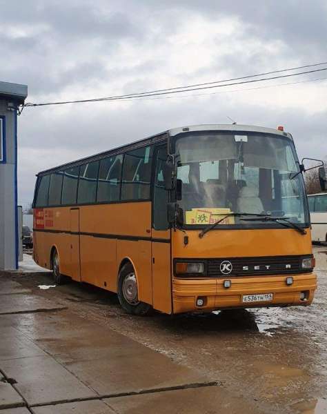 Setra S215HD