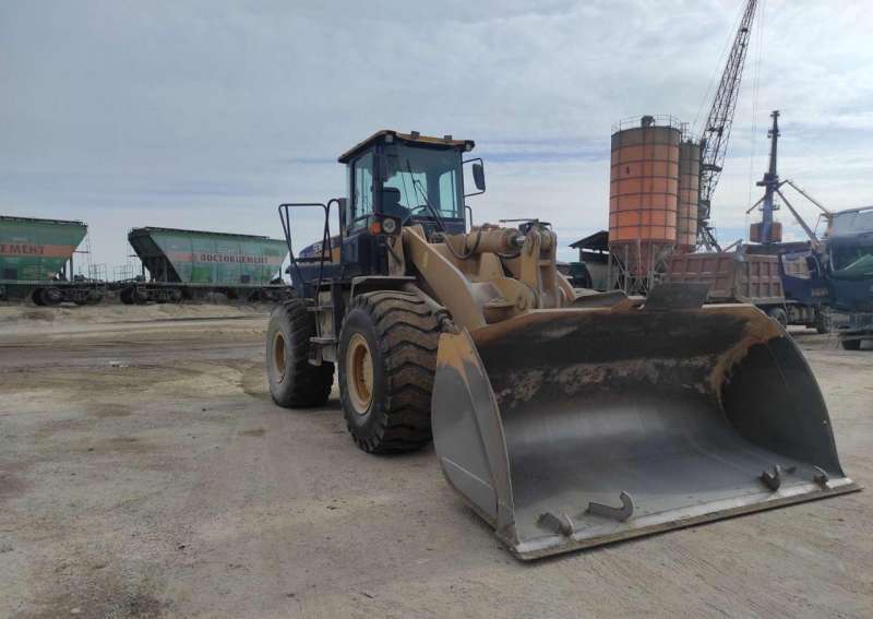 Фронтальный погрузчик SEM 655D, 2018