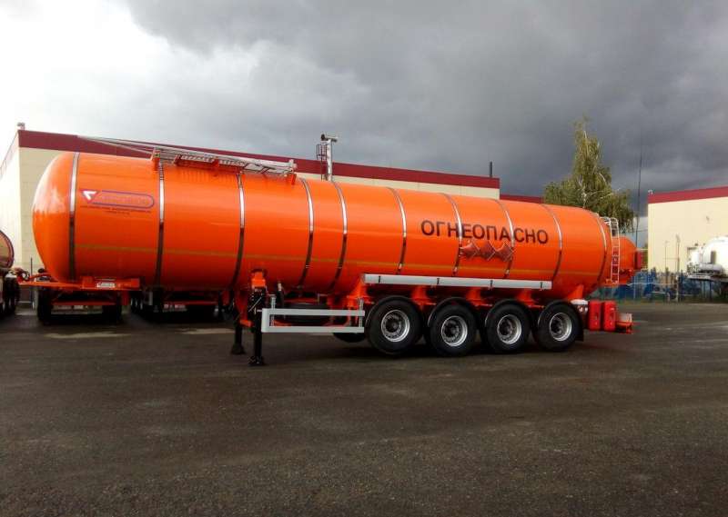 SF4B32 (32м3, 4-х осный, термос, лкп, темные нефте