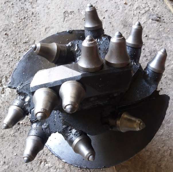 Буры для бурильных машин БКМ, БМ