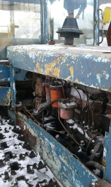 Трактор дт-75 с отвалом