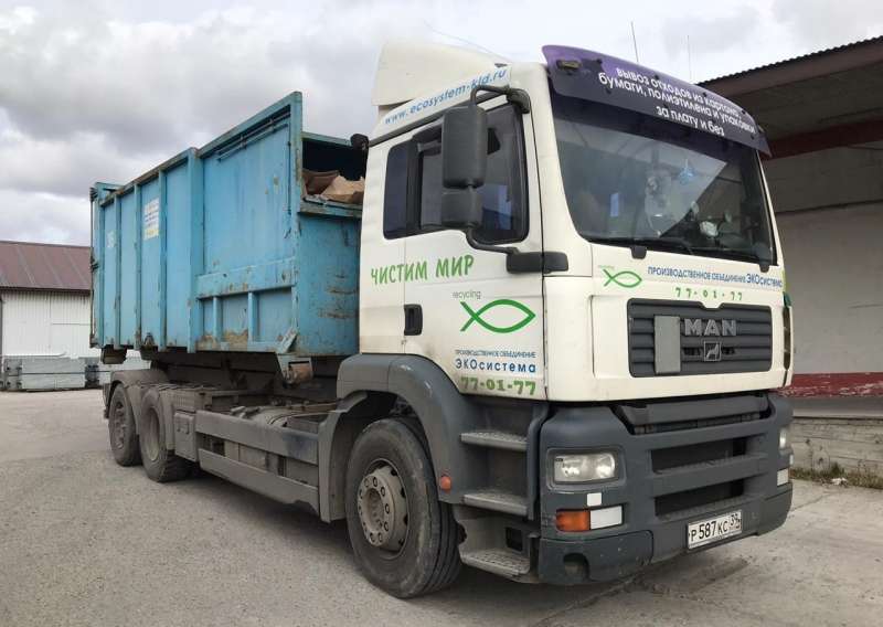 Контейнеровоз (крюк) MAN TGA 26.350