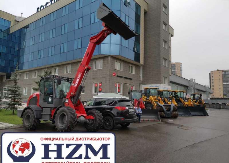 Погрузчик с телескопической стрелой HZM S825T 2,5т