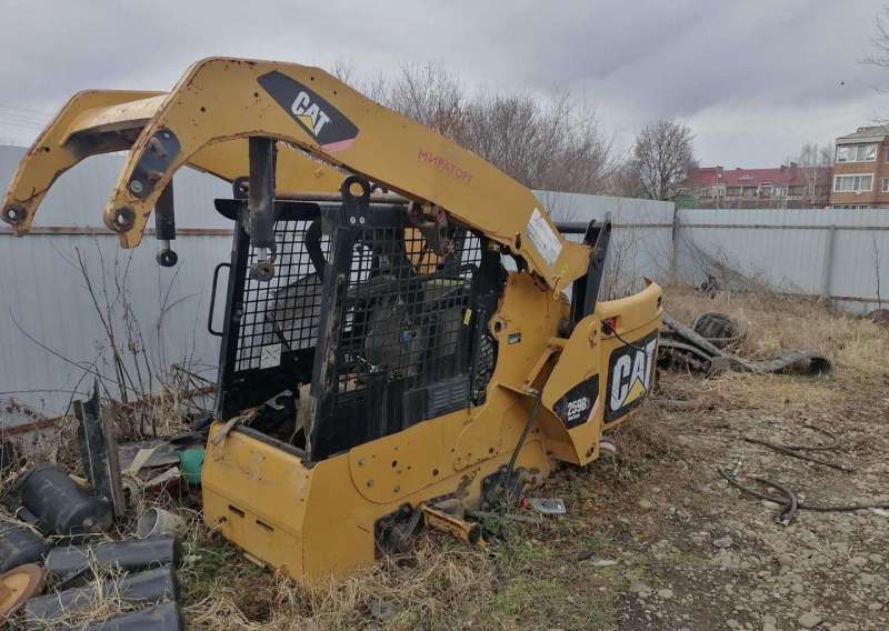 Мини-погрузчик CAT 259B Series 3, 2011