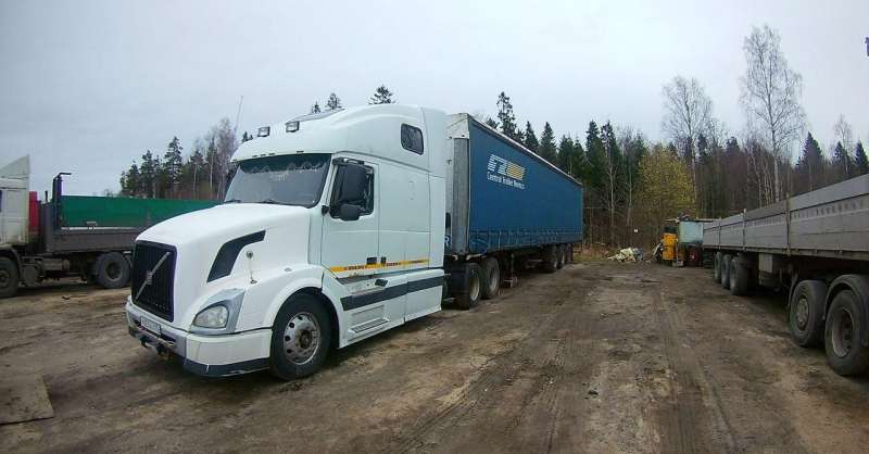 Volvo VNL 2003г. Сцепка
