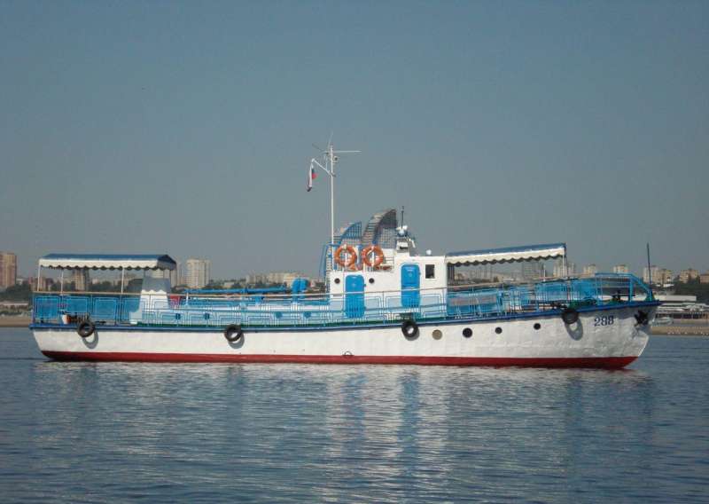 Прогулочный теплоход "288" проект "Ярославец"