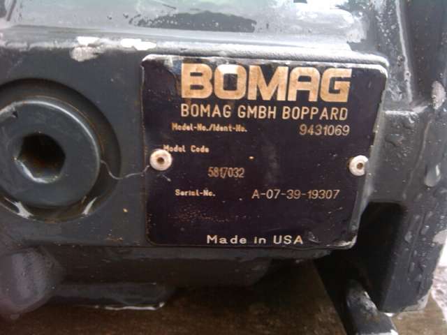 Гидромоторы на грунтовый каток bomag bw219 d4